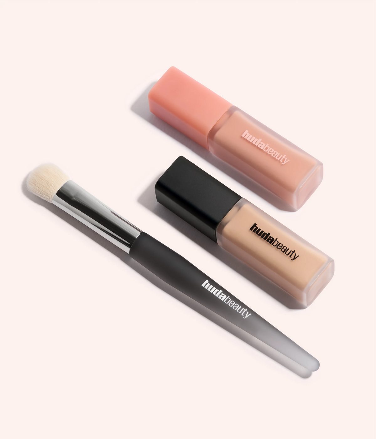 HUDA BEAUTY Pinceau Estompeur Contour des Yeux