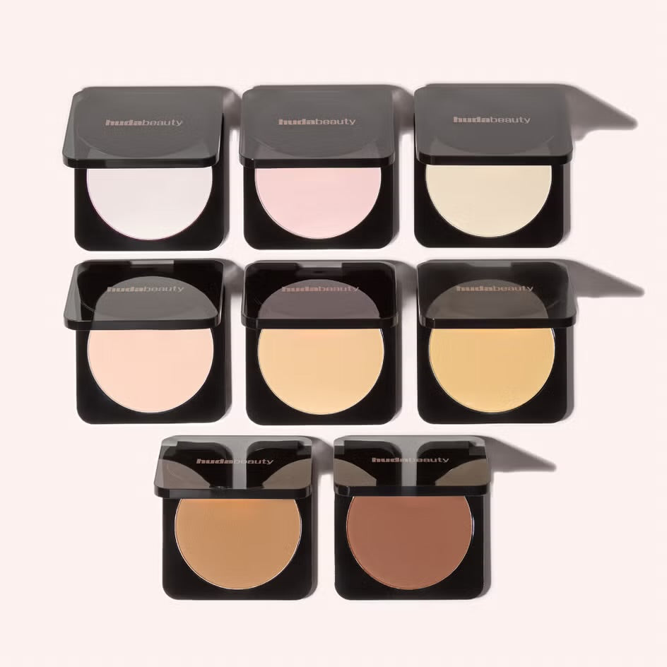 HUDA BEAUTY Easy Bake Pressed