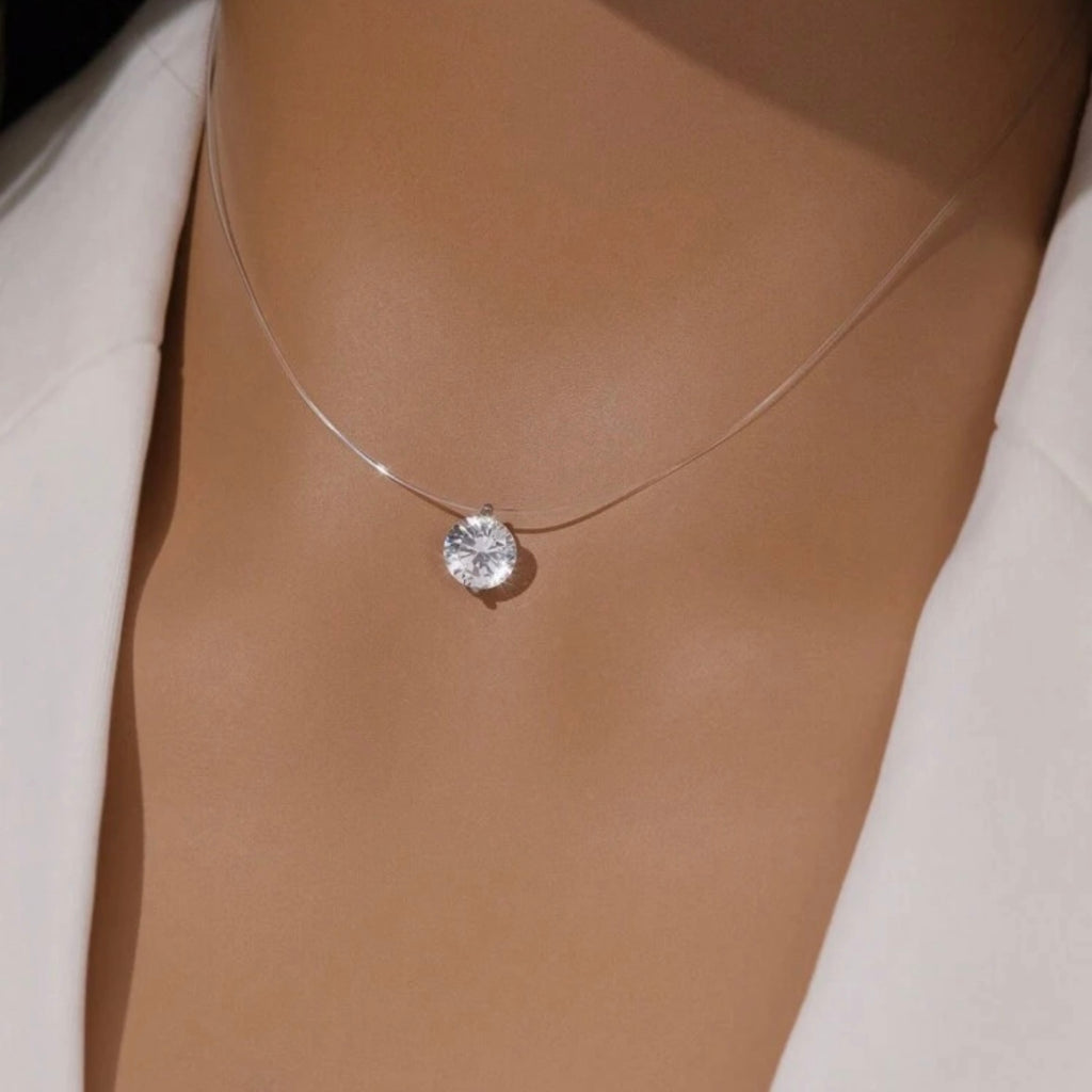 Colier transparent avec pendentif (Offert)