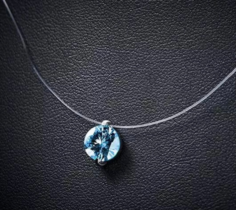 Colier transparent avec pendentif (Offert)